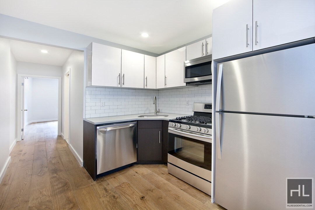 100 Wyckoff St-Unit -L2 in Brooklyn, NY - Building Photo
