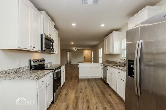 309 Sunnymeade Ln in Jarrell, TX - Building Photo - Building Photo