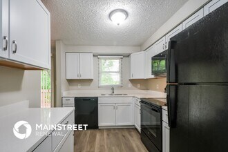 4441 Dunsany Ct in Indianapolis, IN - Foto de edificio - Building Photo