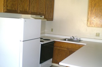 Bascom House Apt in San Jose, CA - Building Photo - Interior Photo