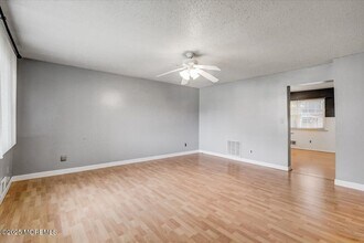 604 Ezara Ct in Brick, NJ - Building Photo - Building Photo