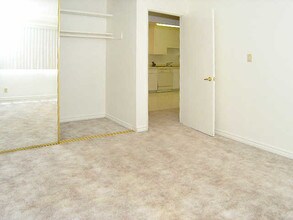 Courtyard Apartments in Hayward, CA - Building Photo - Building Photo