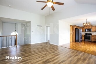 10216 N Lewis Ave in Kansas City, MO - Building Photo - Building Photo