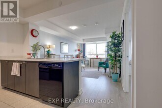 8-418 Trent Ave in Toronto, ON - Building Photo - Building Photo