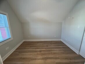 1646 N Central Park Ave in Chicago, IL - Building Photo - Building Photo