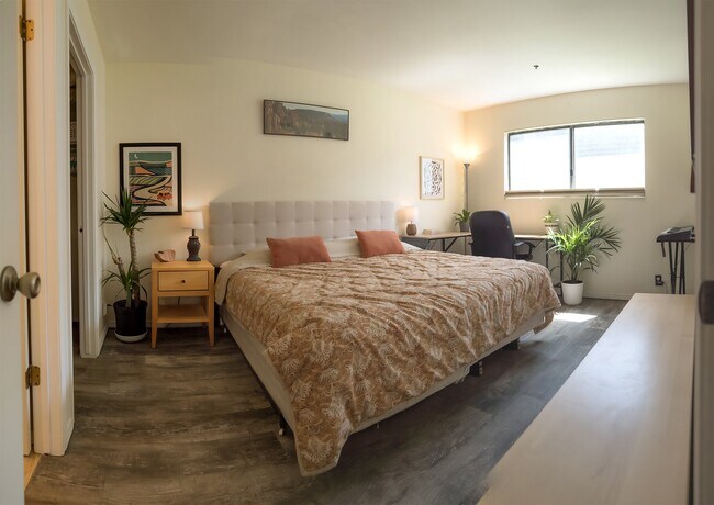 6915 N 2200 W in Park City, UT - Building Photo - Building Photo