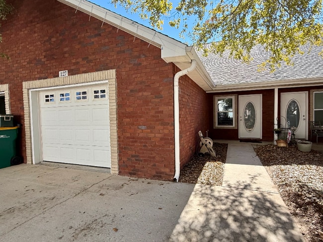 1000 Airport Rd in Destin, FL - Building Photo - Building Photo