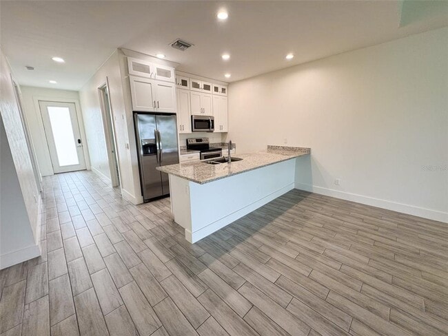 2301 Magdalina Dr in Punta Gorda, FL - Building Photo - Building Photo