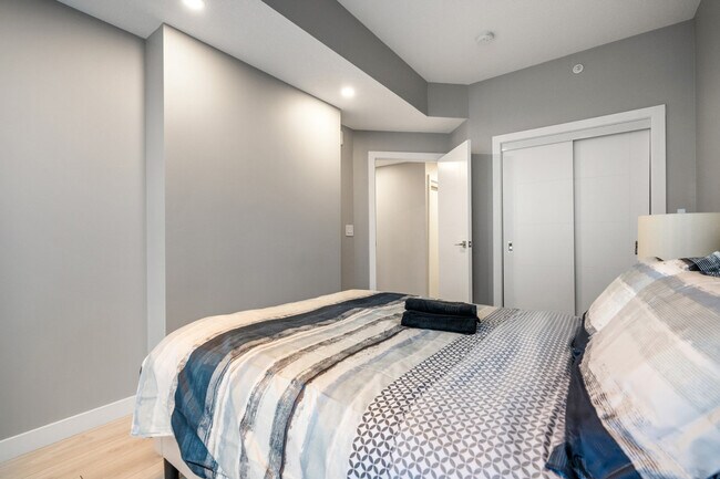 10180-10103 103 St NW in Edmonton, AB - Building Photo - Building Photo