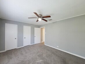 2330 Cedar Dr in La Marque, TX - Building Photo - Building Photo