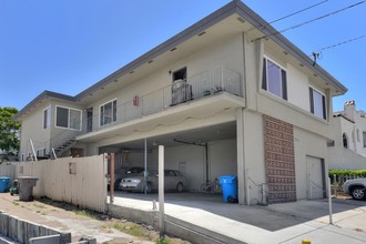 224 Santa Dominga Ave in San Bruno, CA - Building Photo - Building Photo