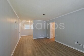 2400 Julius Felder St in Cayce, SC - Building Photo - Building Photo