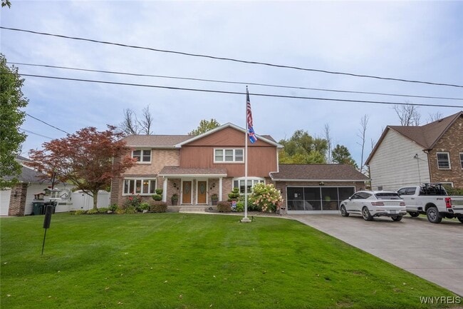 property at 2507 Cayuga St
