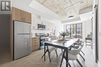 56 Bayswater Ave in Ottawa, ON - Building Photo - Building Photo