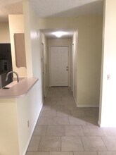 709 Secret Harbor Ln, Unit 313 in Lake Mary, FL - Foto de edificio - Building Photo