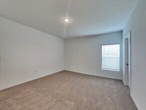 258 Amber Way in Kissimmee, FL - Foto de edificio - Building Photo