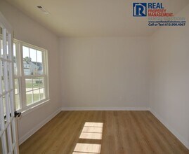 6543 Palm Warbler Dr in Murfreesboro, TN - Building Photo - Building Photo