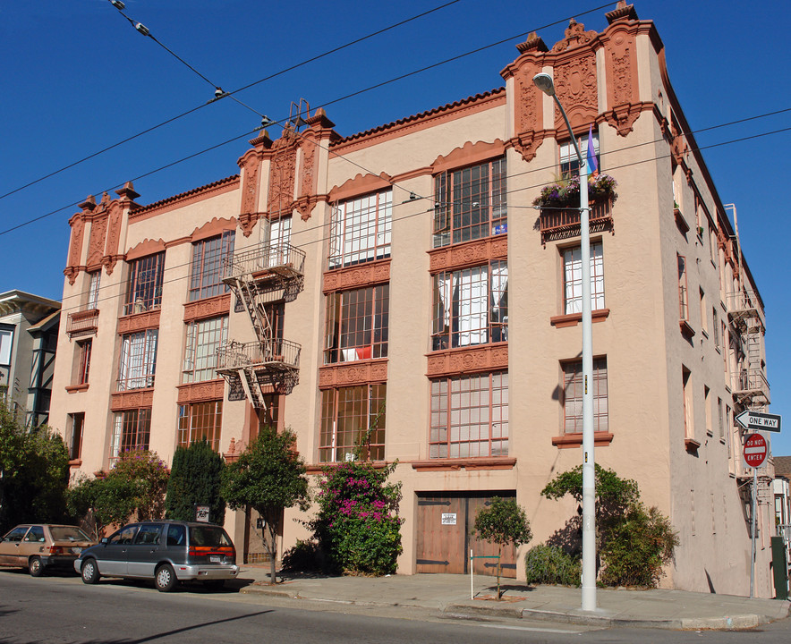 Granada Apartments in San Francisco, CA - Foto de edificio