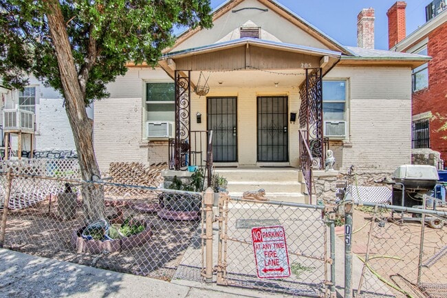 205 W Rio Grande Ave in El Paso, TX - Building Photo - Building Photo
