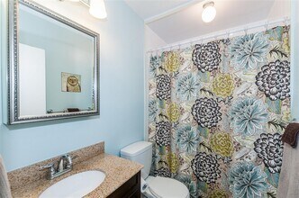 5 Arizona Ter, Unit 6 in Arlington, MA - Building Photo - Building Photo