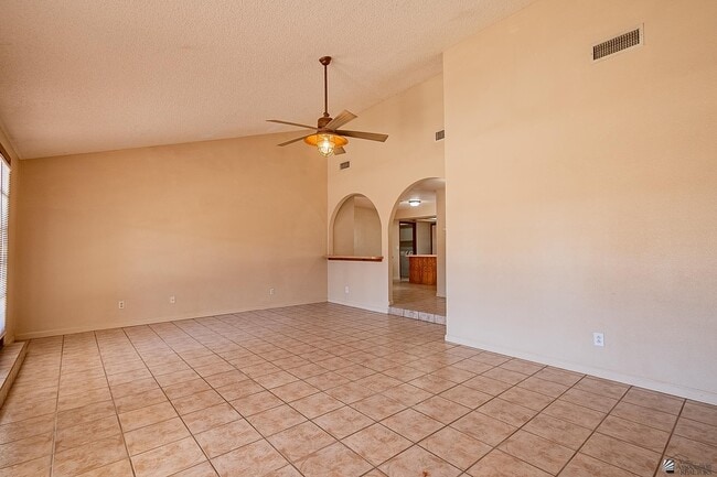 1665 W 14th St in Yuma, AZ - Building Photo - Building Photo