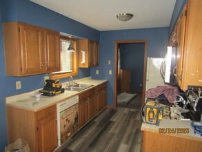 236 Dixon Rd, Unit 236a Dixon Road in Glens Falls, NY - Foto de edificio - Building Photo