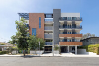 Bentley Apartments in Los Angeles, CA - Building Photo - Building Photo