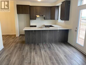899 Ash Gate in Milton, ON - Building Photo - Building Photo