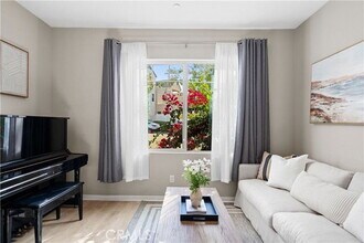 115 Episode in Irvine, CA - Building Photo - Building Photo