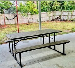 3784 Dover Dr in Sarasota, FL - Building Photo - Building Photo