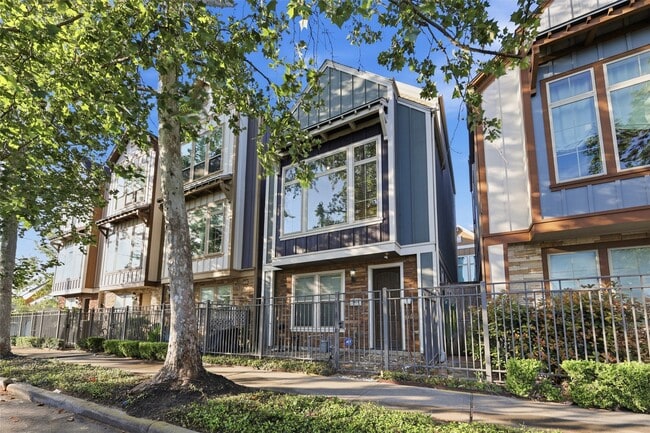 property at 1816 Dennis St