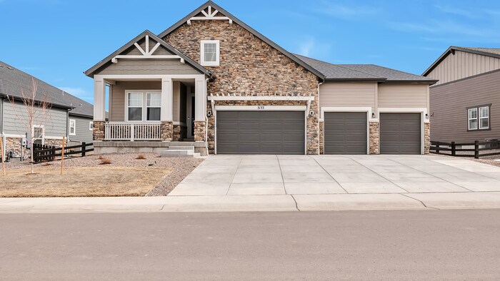 3133 Carabiner St in Castle Rock, CO - Building Photo