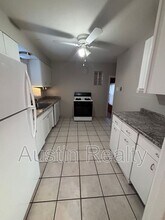 1158 Brightling Dr in Olivette, MO - Building Photo - Building Photo