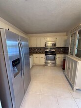 1037 NW 107th Ave in Pembroke Pines, FL - Building Photo - Building Photo