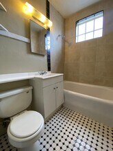 523 24th St in West Palm Beach, FL - Building Photo - Building Photo