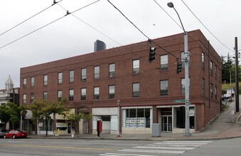 Jackson Apartments in Seattle, WA - Building Photo - Building Photo