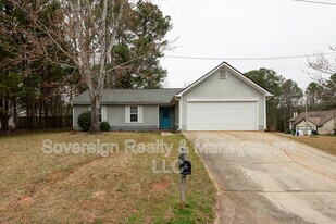 5568 Mallard Trail in Lithonia, GA - Building Photo