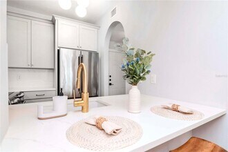 800 S Dakota Ave in Tampa, FL - Foto de edificio - Building Photo