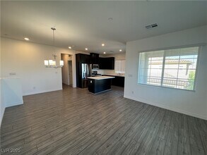 25 Barbara Ln in Las Vegas, NV - Building Photo - Building Photo