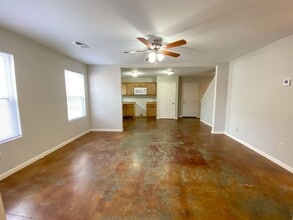 74 Brighton Village Loop in Brighton, TN - Building Photo - Building Photo