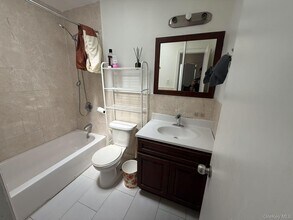 70-31 153rd St in Queens, NY - Building Photo - Building Photo