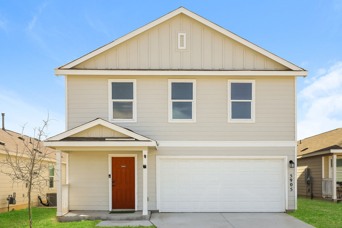 5905 Antonio Pl in Seguin, TX - Building Photo