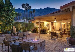 1347 Primavera Dr S in Palm Springs, CA - Building Photo