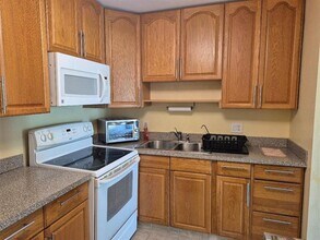 4106 NW 88th Ave in Coral Springs, FL - Building Photo - Building Photo