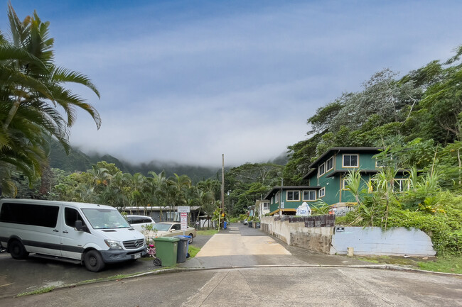 Nenehiwa Gardens in Kaneohe, HI - Building Photo - Building Photo