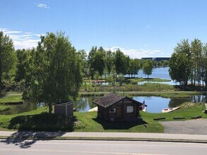 3105 Lakeshore Dr in Anchorage, AK - Building Photo - Building Photo