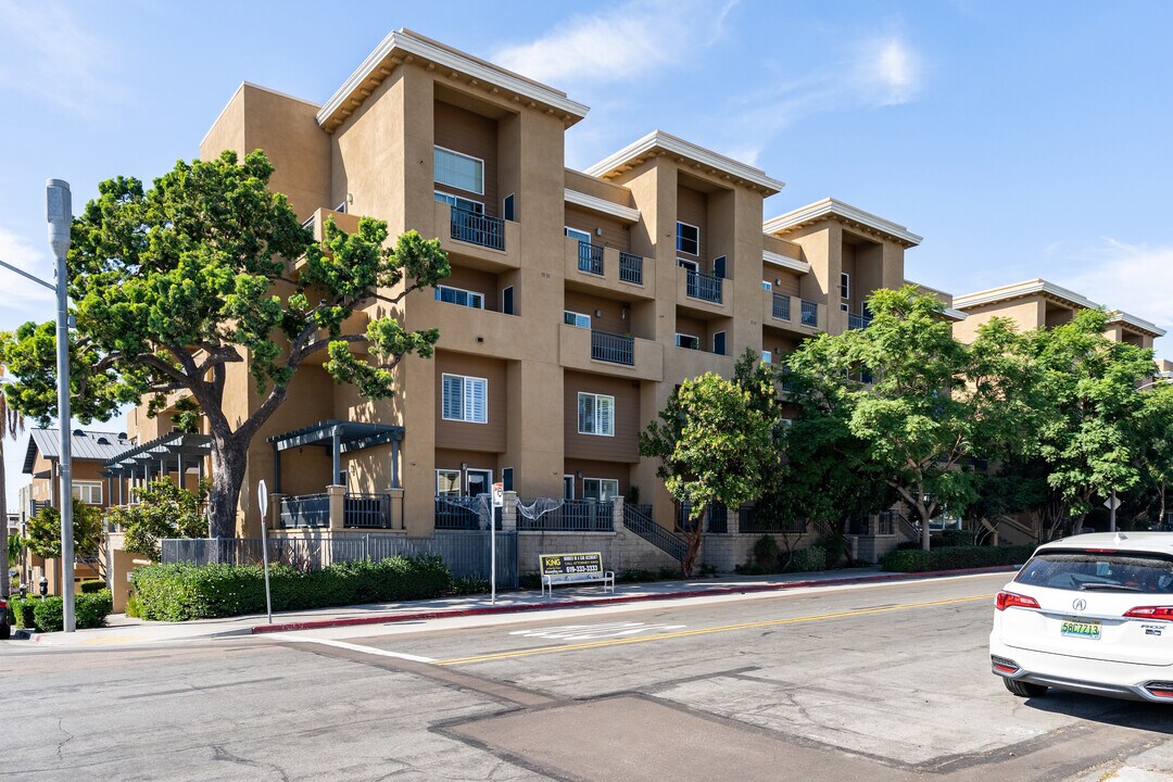 2330 1st Ave in San Diego, CA - Foto de edificio