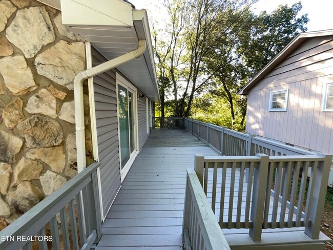 702 Hayes St in Alcoa, TN - Building Photo - Building Photo