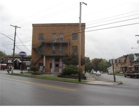 519-521 Highland St in New Castle, PA - Foto de edificio - Building Photo