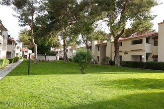 6619 W Tropicana Ave in Las Vegas, NV - Building Photo - Building Photo